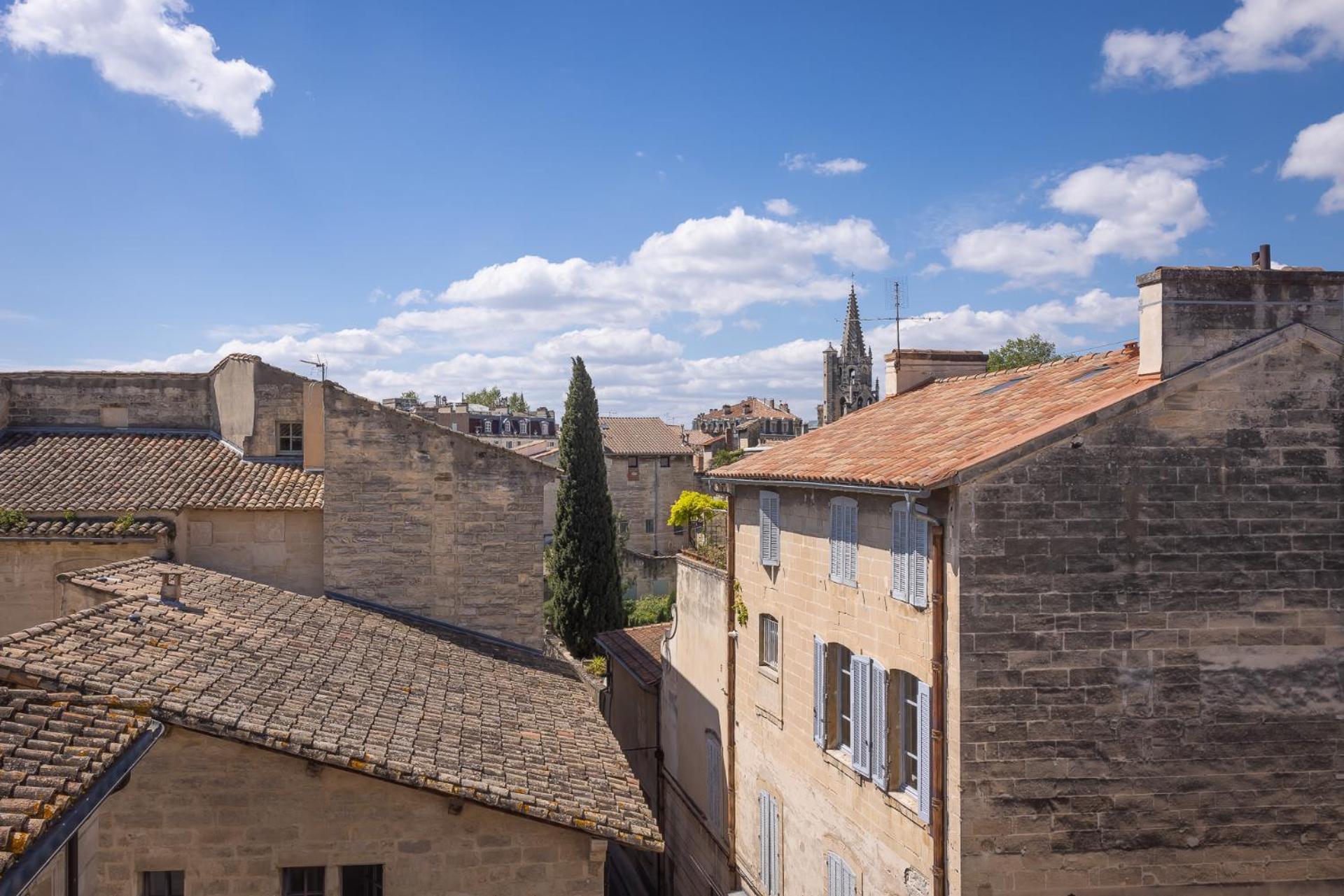 Avignon Intra-Muros, Vue Palais Des Papes Exterior photo
